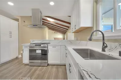 340 W Caroline Street, Ontario, CA 91762 - Photo 11