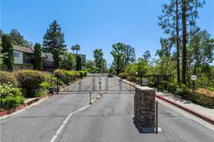 15614 Crestview Ln, Granada Hills, CA 91344 - Photo 33