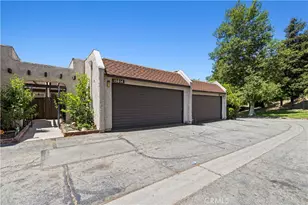 15614 Crestview Ln, Granada Hills, CA 91344 - Photo 31