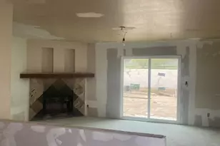 9286 Espada Ave, Hesperia, CA 92345 - Photo 3