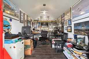 1059 Rambling, Simi Valley, CA 93065 - Photo 27