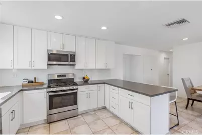 24131 Kittridge, West Hills, CA 91307 - Photo 5