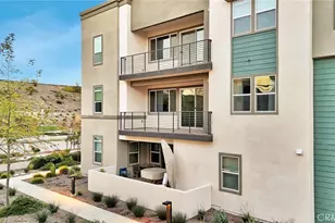 26958 Sandbar Willow Pl, Valencia, CA 91355 - Photo 1