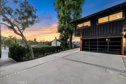 5200 Don Pio, Woodland Hills, CA 91364 - Photo 27