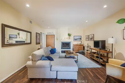 7211 Cozycroft #32, Winnetka, CA 91306 - Photo 1