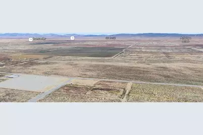 76 Rosamond Boulevard, Rosamond, CA 93560 - Photo 11