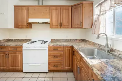 1030 Ilena Street, Oxnard, CA 93030 - Photo 11