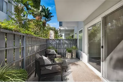 18645 Hatteras Street #184, Tarzana, CA 91356 - Photo 5