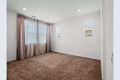 27148 Valley Oak Place, Valencia, CA 91381 - Photo 21