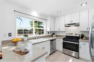 7304 Balboa #C, Lake Balboa, CA 91406 - Photo 7