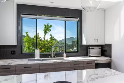 717 Latigo Canyon Road, Malibu, CA 90265 - Photo 7