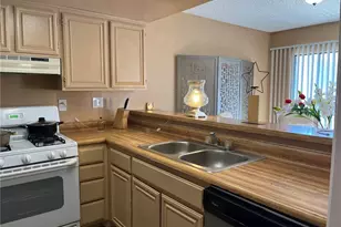 9250 Citrus Ave, Fontana, CA 92335 - Photo 3