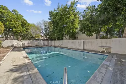 18555 Collins Street #C18, Tarzana, CA 91356 - Photo 29