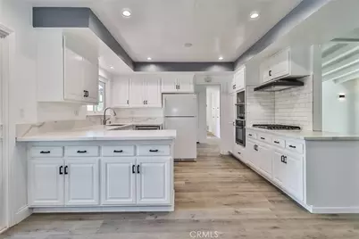 23540 Kivik Street, Woodland Hills, CA 91367 - Photo 13