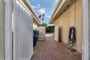 10132 Hadley, Northridge, CA 91324 - Photo 45