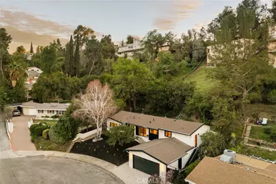 5105 Tendilla, Woodland Hills, CA 91364 - Photo 39