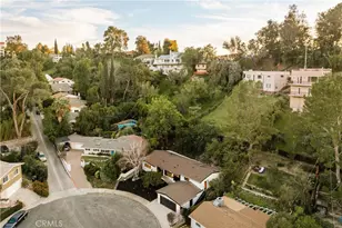 5105 Tendilla, Woodland Hills, CA 91364 - Photo 41