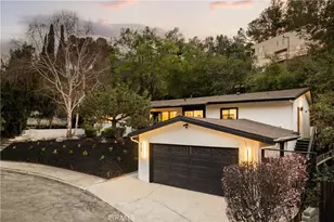 5105 Tendilla, Woodland Hills, CA 91364 - Photo 35