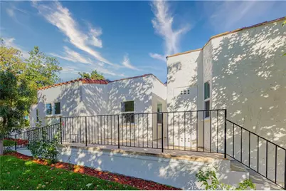 1028 Olmsted, Glendale, CA 91202 - Photo 21