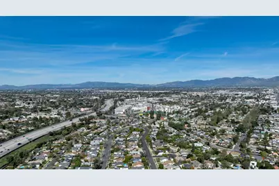 11667 Burbank, North Hollywood, CA 91601 - Photo 41