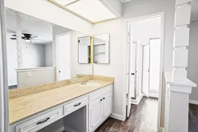 20810 Cedarfalls, Saugus, CA 91350 - Photo 13