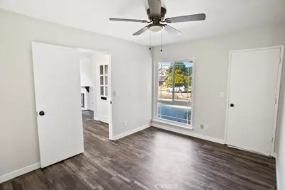 20810 Cedarfalls, Saugus, CA 91350 - Photo 7
