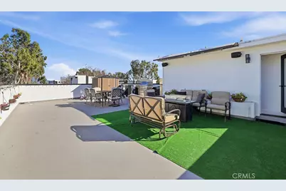 6511 N Contour Lane, North Hollywood, CA 91606 - Photo 19