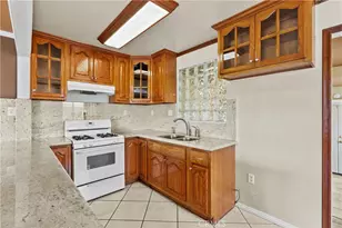 11288 Telfair Ave, San Fernando, CA 91340 - Photo 17