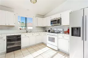 40514 Aster Pl, Palmdale, CA 93551 - Photo 9