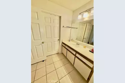 19400 Wyandotte #16, Reseda, CA 91335 - Photo 13