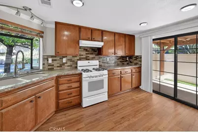 19921 Avenue Of The Oaks, Newhall, CA 91321 - Photo 7