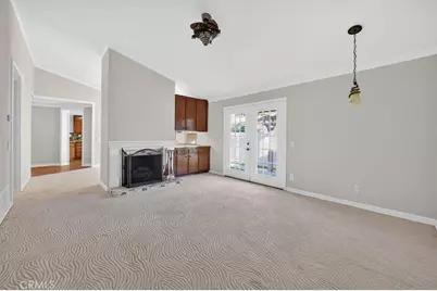 19921 Avenue Of The Oaks, Newhall, CA 91321 - Photo 3