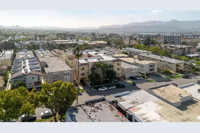 626 E Orange Grove Avenue #204, Burbank, CA 91501 - Photo 35