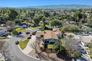 22510 Decoro Dr, Saugus, CA 91350 - Photo 67