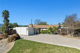 22510 Decoro Dr, Saugus, CA 91350 - Photo 7