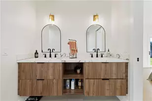 22510 Decoro Dr, Saugus, CA 91350 - Photo 31