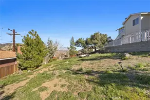 209 E End, Frazier Park, CA 93225 - Photo 23