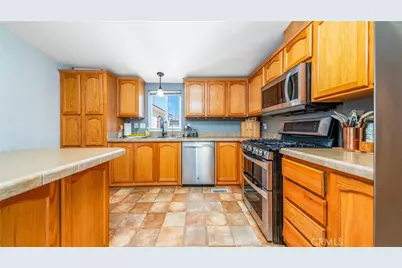 7843 W Avenue F, Lancaster, CA 93536 - Photo 23