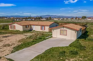 7843 W Ave F, Lancaster, CA 93536 - Photo 3