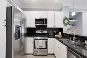 24507 Town Center, Valencia, CA 91355 - Photo 5