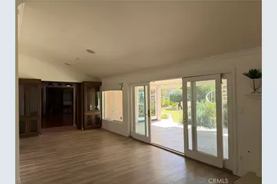 20838 Exhibit Court, Woodland Hills, CA 91367 - Photo 3