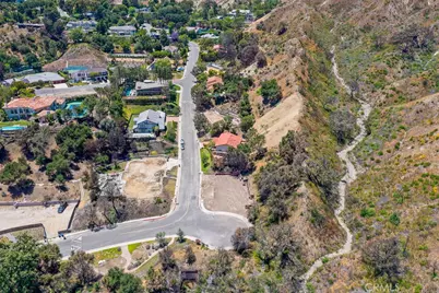 17798 Camino De Yatasto, Pacific Palisades, CA 90272 - Photo 3