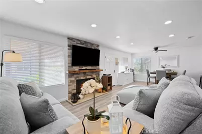 22637 Copper Hill #90, Saugus, CA 91350 - Photo 5