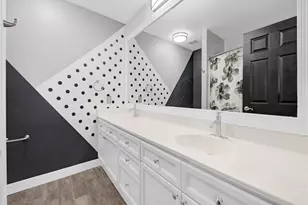 27626 Iris Pl, Castaic, CA 91384 - Photo 23