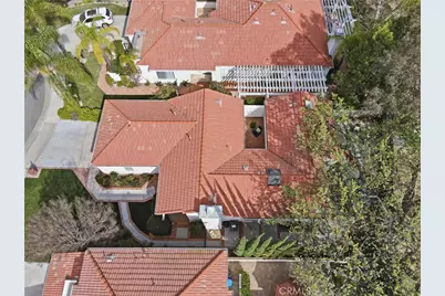 26352 Ivrea, Valencia, CA 91355 - Photo 27