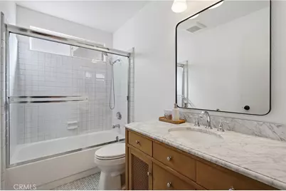 26352 Ivrea, Valencia, CA 91355 - Photo 19