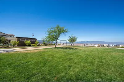 18262 Astro Court, Saugus, CA 91350 - Photo 47