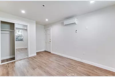 2756 W 15th Street, Los Angeles, CA 90006 - Photo 25