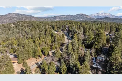 30901 Live Oak Drive, Running Springs, CA 92382 - Photo 33