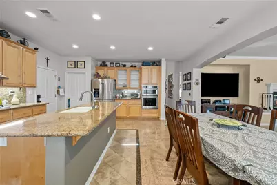 21736 Redwood Canyon, Saugus, CA 91390 - Photo 15